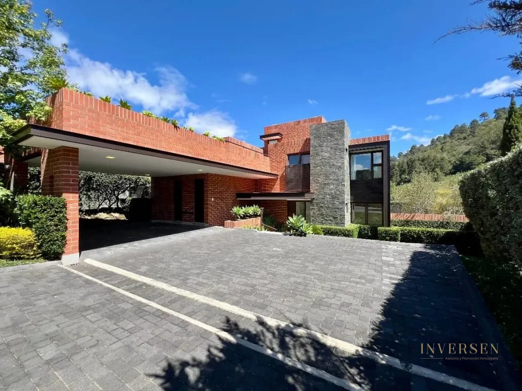 Casa en renta o venta en Residencias Concepción — Casa en Alquiler en Carretera a El Salvador, Guatemala, Ciudad — foto 1 de 11