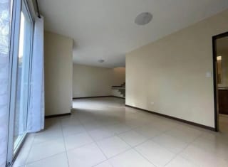 Casa en venta en Carretera a el salvador — Casa en Venta en Carretera a El Salvador, Guatemala, Ciudad — miniatura 5 de 17
