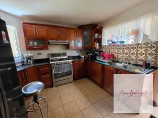 CASA EN VENTA EN SAN CRISTOBAL  ZN 8 MIXCO. SAN MARINO — Casa en Venta en Zona 8 Mixco, Guatemala, Ciudad — miniatura 12 de 13