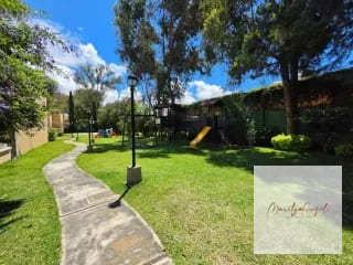 CASA EN VENTA EN SAN CRISTOBAL  ZN 8 MIXCO. SAN MARINO — Casa en Venta en Zona 8 Mixco, Guatemala, Ciudad — miniatura 4 de 13