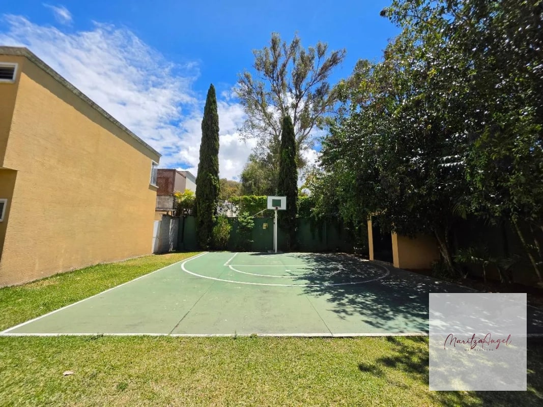 CASA EN VENTA EN SAN CRISTOBAL ZN 8 MIXCO. SAN MARINO - 2