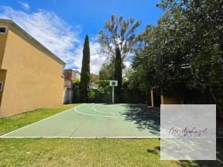CASA EN VENTA EN SAN CRISTOBAL  ZN 8 MIXCO. SAN MARINO — Casa en Venta en Zona 8 Mixco, Guatemala, Ciudad — miniatura 2 de 13