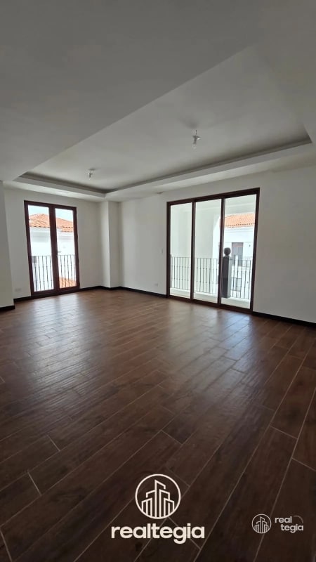APARTAMENTO EN LIRIOS DE CAYALÁ ZONA 16 - 13