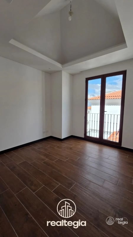 APARTAMENTO EN LIRIOS DE CAYALÁ ZONA 16 - 8