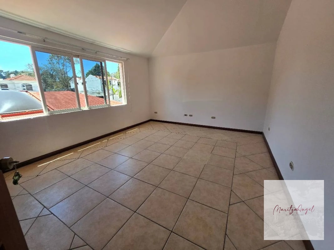 CASA EN VENTA RESIDENCIAL SAN ANTONIO.  CARRETERA A EL SALVADOR - 10