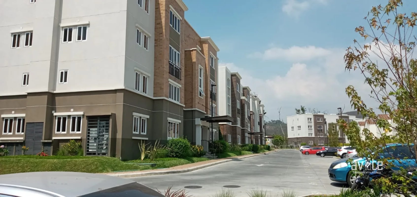 Condado Naranjo en Alameda Norte, Coruña. Q1,750,000 negociables. - 1