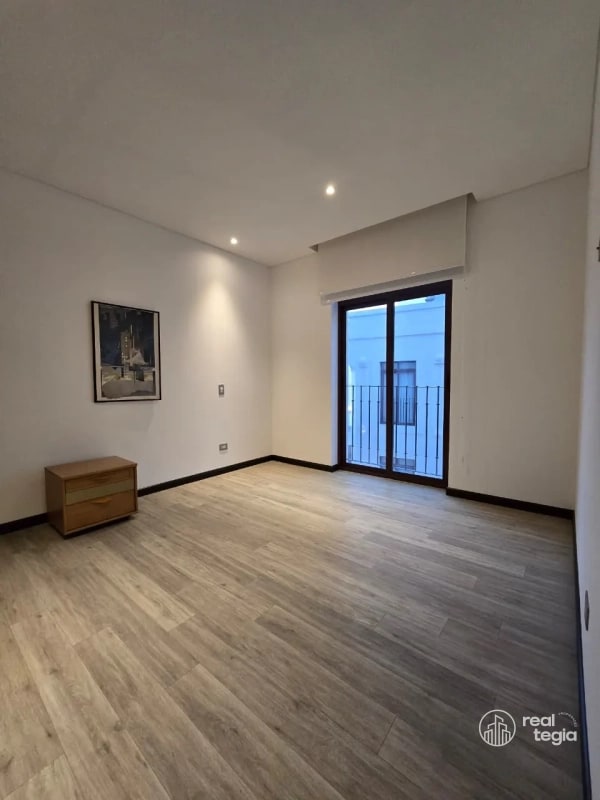 APARTAMENTO EN LIRIOS DE CAYALÁ ZONA 16 - 12