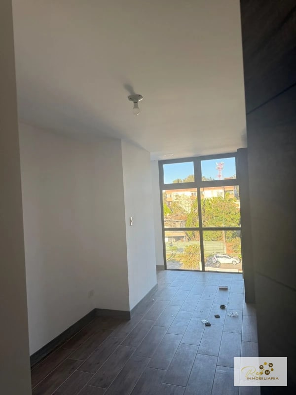 🏢 Renta de Apartamento en Edificio Nuevo Kintea – Zona 15 - 15