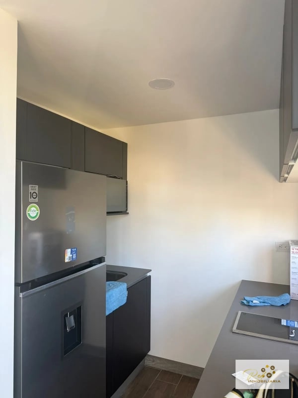 🏢 Renta de Apartamento en Edificio Nuevo Kintea – Zona 15 - 8