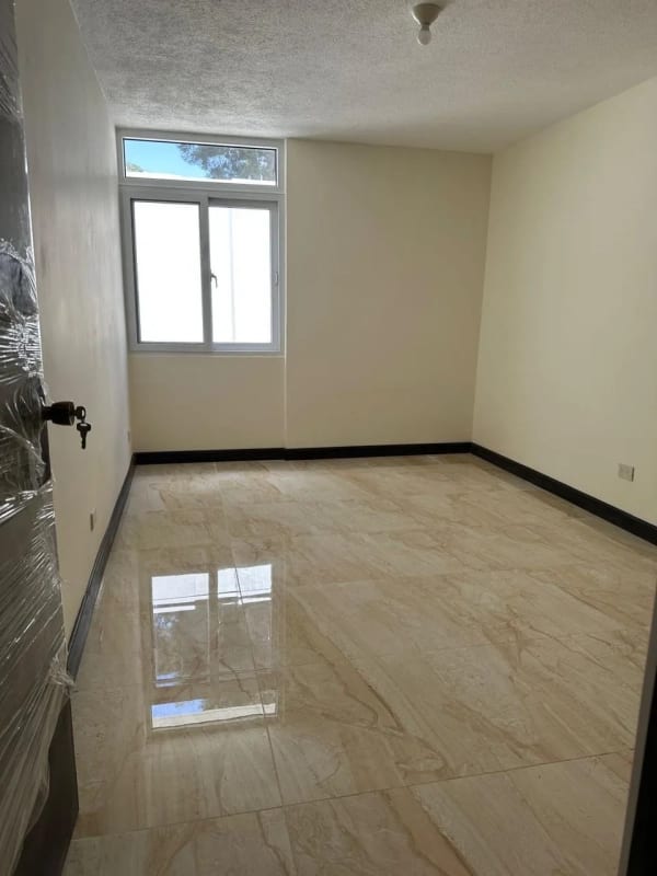 VENTA CASA GRANAI I — Casa en Venta en Granai &amp; Townson, Zona 11, Guatemala, Ciudad — foto 10 de 16
