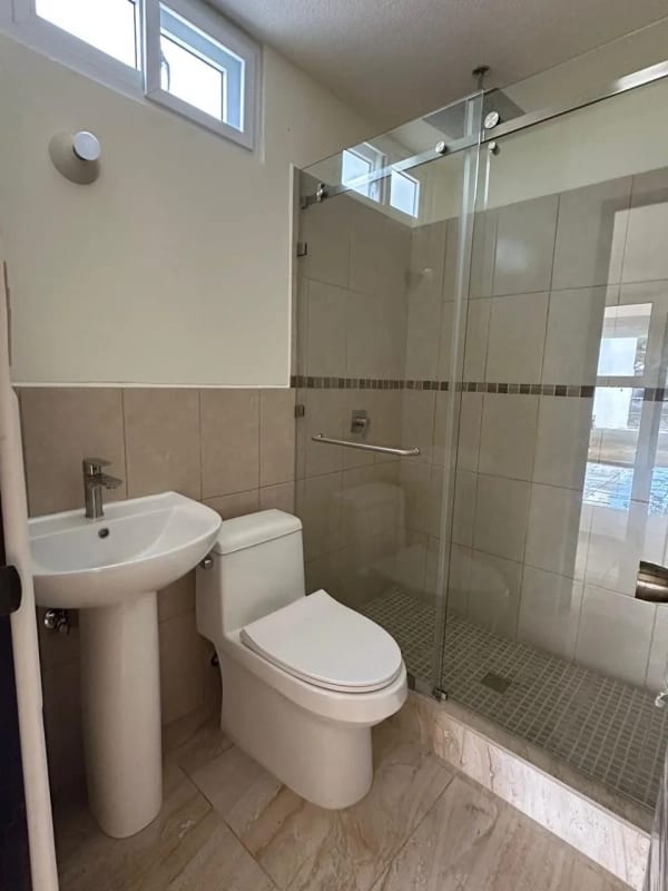 VENTA CASA GRANAI I — Casa en Venta en Granai &amp; Townson, Zona 11, Guatemala, Ciudad — foto 7 de 16