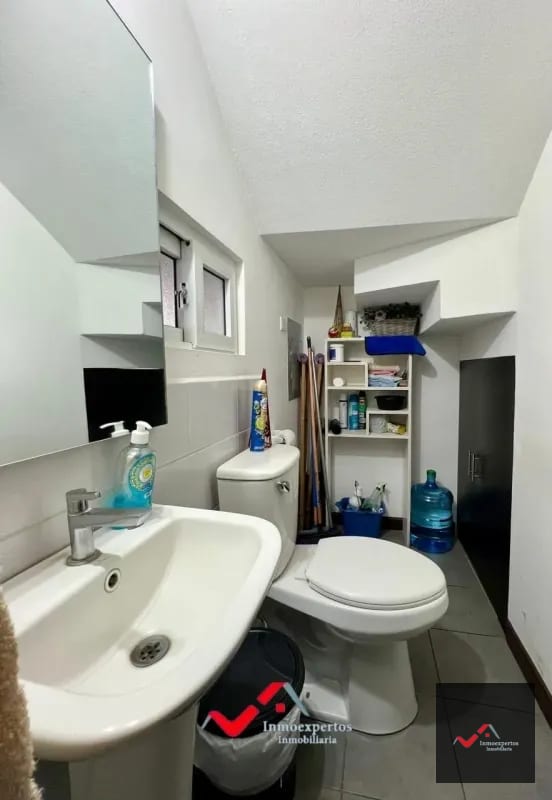 Casa en Venta  Zona 10 de Mixco — Casa en Venta en Zona 10 Mixco, Guatemala, Ciudad — foto 13 de 16