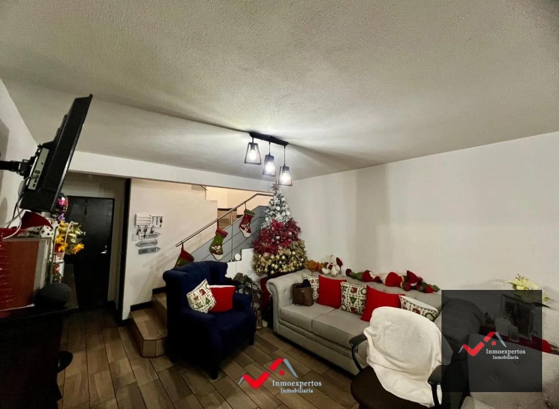 Casa en Venta en Condado San Jacinto, Zona 10 de Mixco - 3