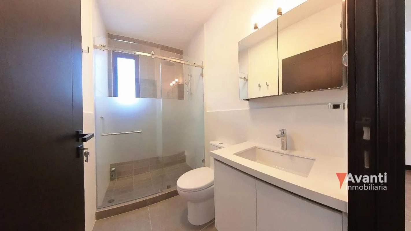 ALQUILER APARTAMENTO ZONA 16, LIRIOS DE CAYALÁ CON TERRAZA - 9