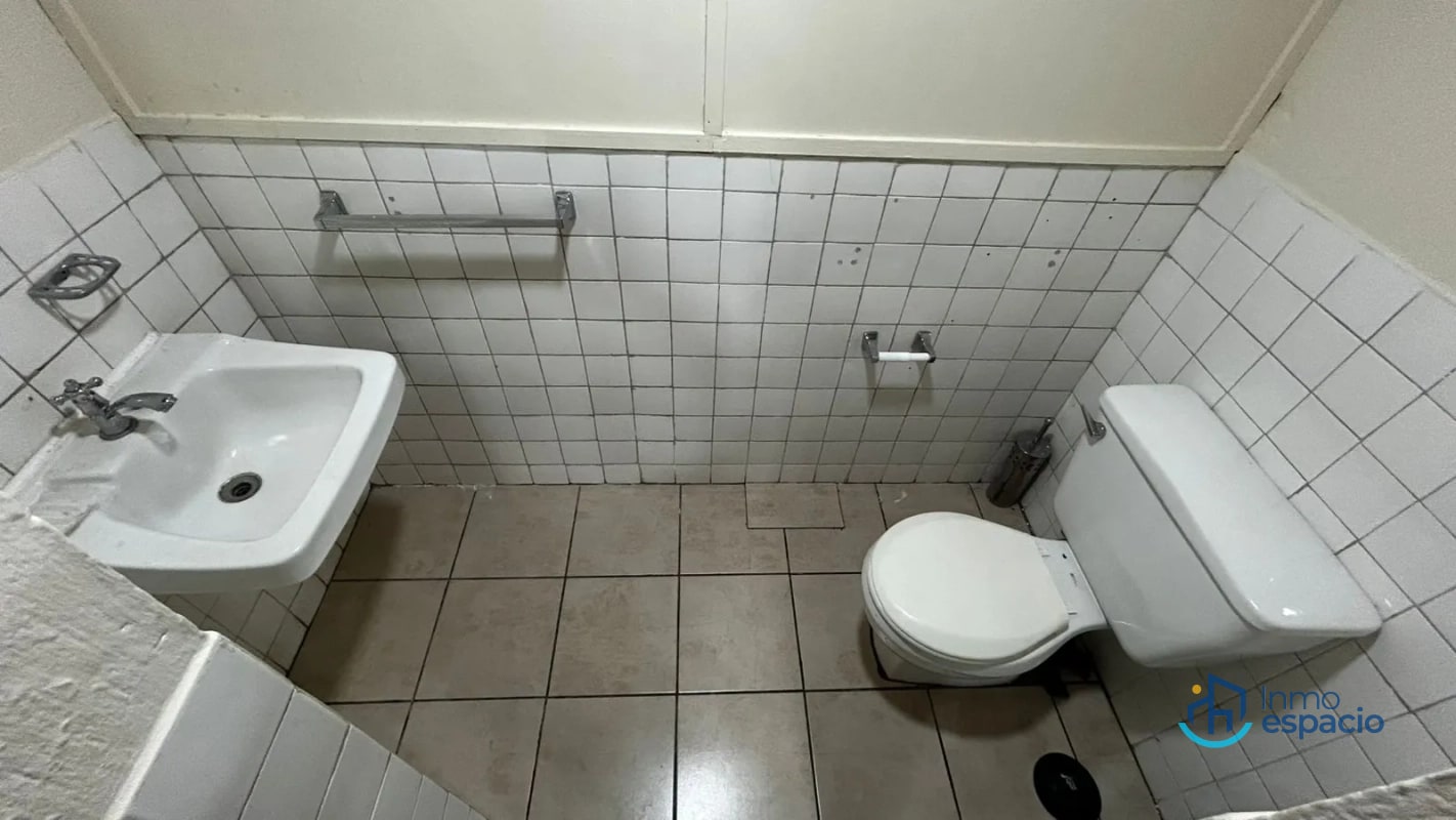 Oficinas en renta en Zona 7 – Utatlán 1 - 14