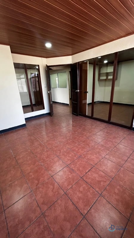Oficinas en renta en Zona 7 – Utatlán 1 - 3