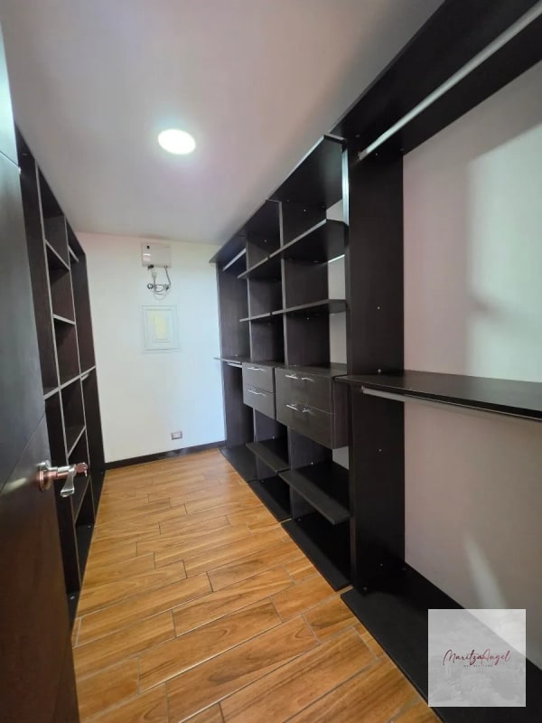 RENTA DE APARTAMENTO AMUEBLADO ZONA 15 VH1 - 13