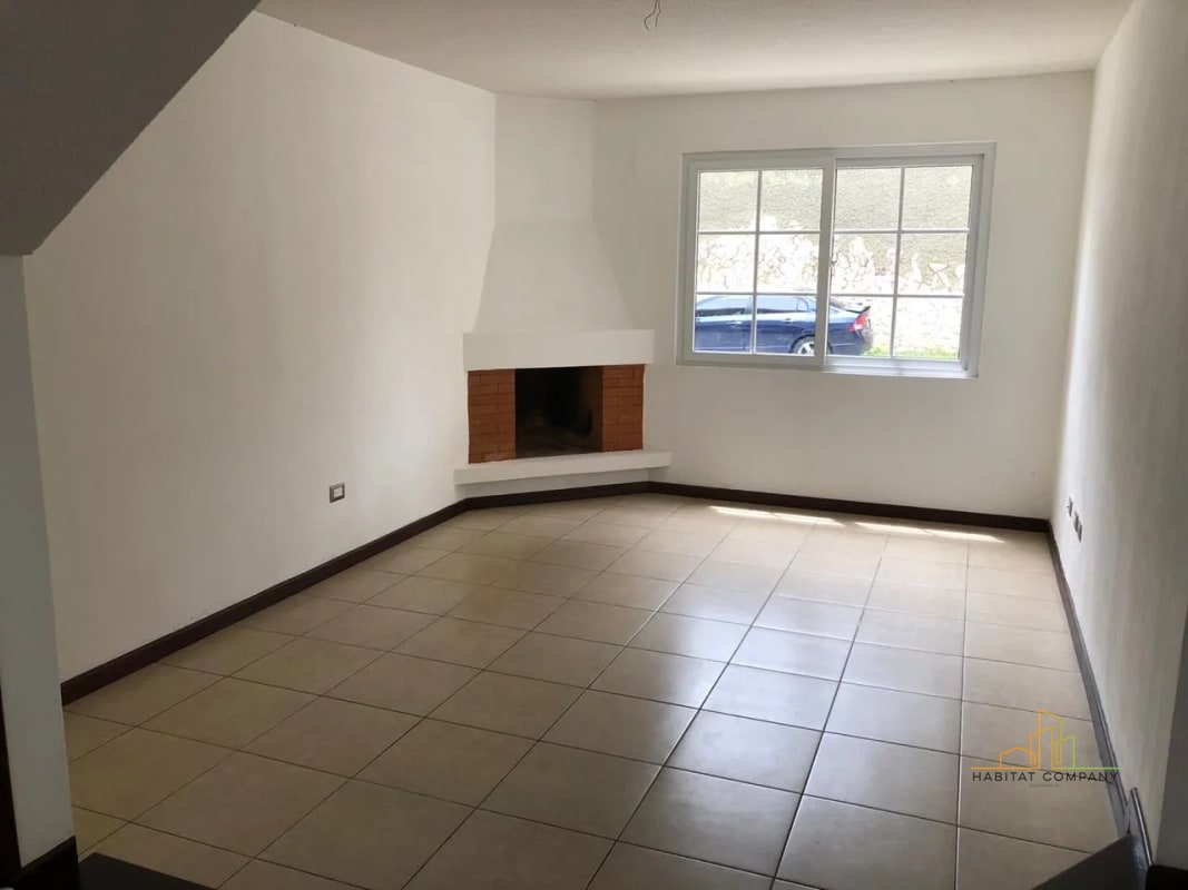 Casa en Renta en Villas de Santa Mónica Km 16.5 CAES Fraijanes – 3 Habitaciones, Jardín y Chimenea (Garita y Seguridad) - 9