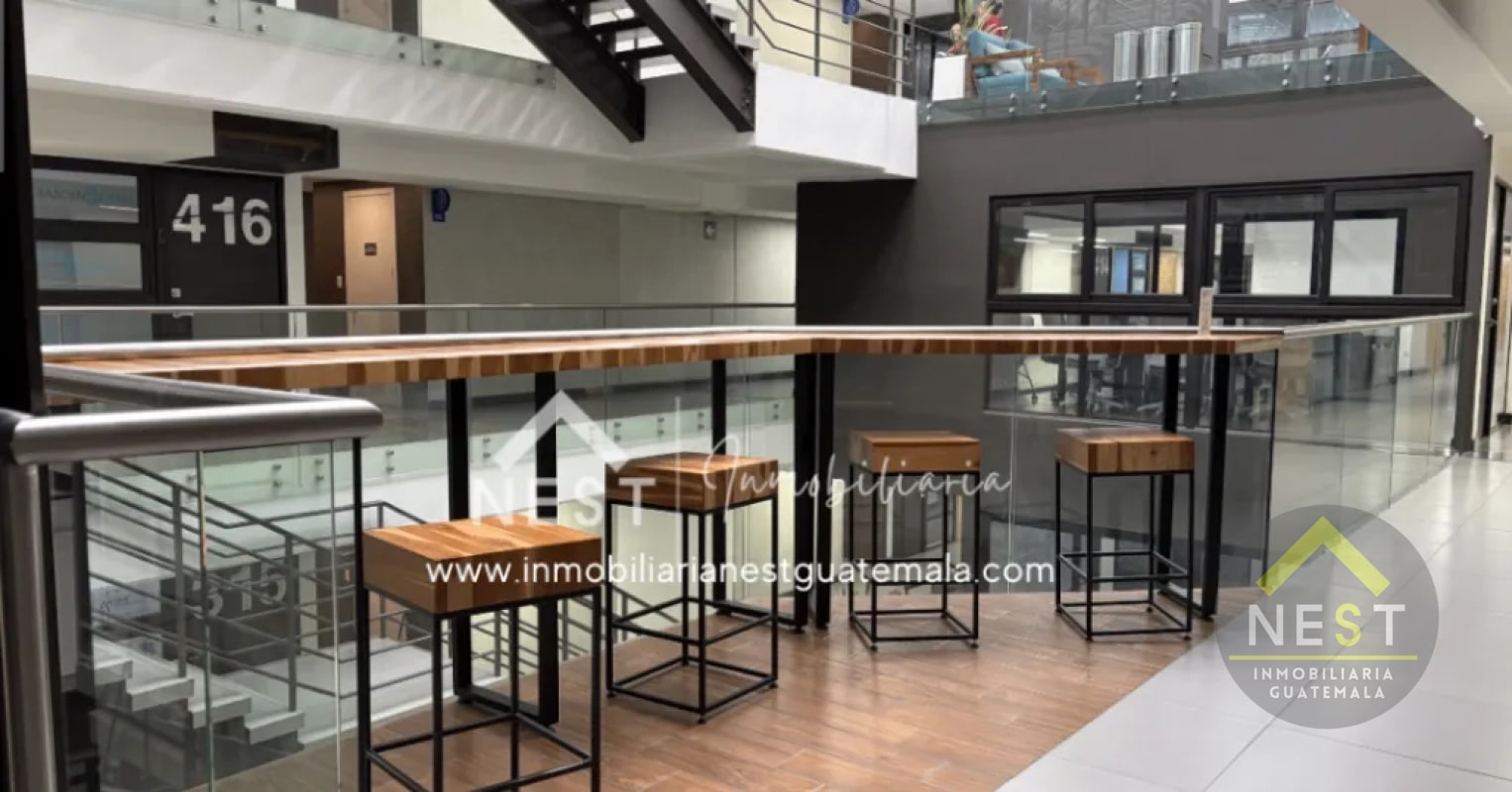 Oficina de 55m² en Renta | Edificio ASCEND - Zona 9 - 8