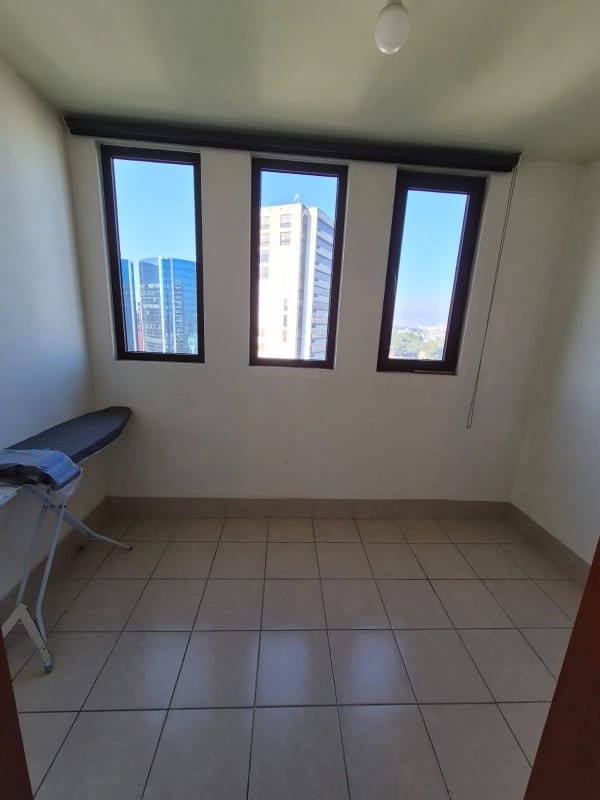 Apartamento en Renta - Casa Margarita - Zona 10 — Apartamento en Alquiler en Zona 10, Guatemala, Ciudad — foto 5 de 16