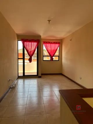 Casa en renta Los Diamante CAES km 16.5 — Casa en Alquiler en Los Diamantes, Carretera a El Salvador, Guatemala, Ciudad — miniatura 15 de 17
