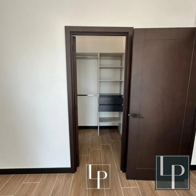 Amplio Apartamento en Venta en Lirios 3 de Cayalá (Doble terraza) — Apartamento en Venta en Ciudad Cayalá, Zona 16, Guatemala, Ciudad — foto 4 de 5