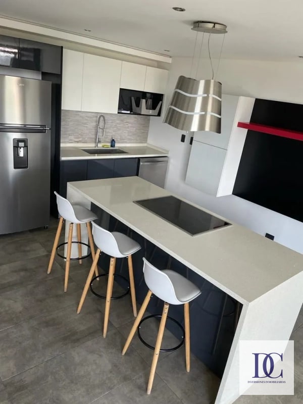 đ APARTAMENTO EN ALQUILER â VIU CAYALĂ | ZONA 16 - 16