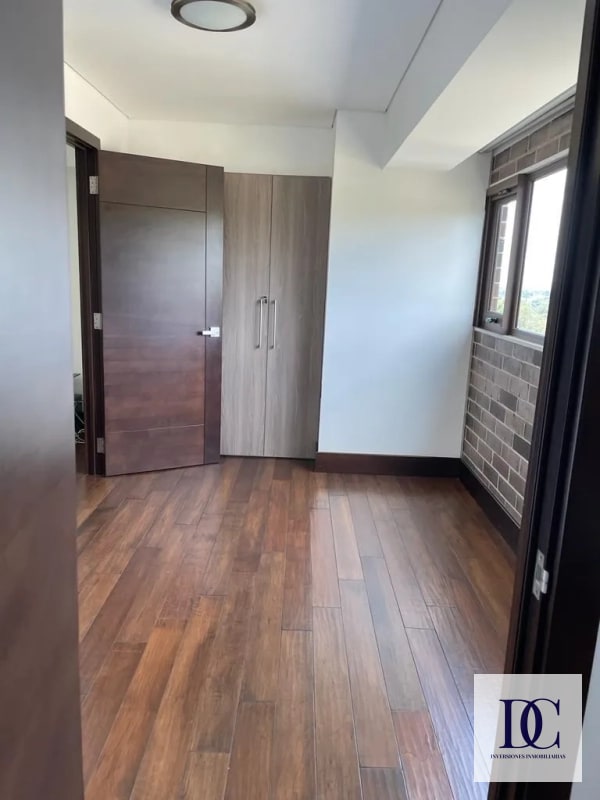 đ APARTAMENTO EN ALQUILER â VIU CAYALĂ | ZONA 16 - 11