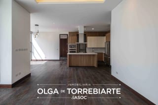 Apartamento en ECHO, zona 14 — Apartamento en Alquiler en Echo, Zona 14, Guatemala, Ciudad — miniatura 8 de 12