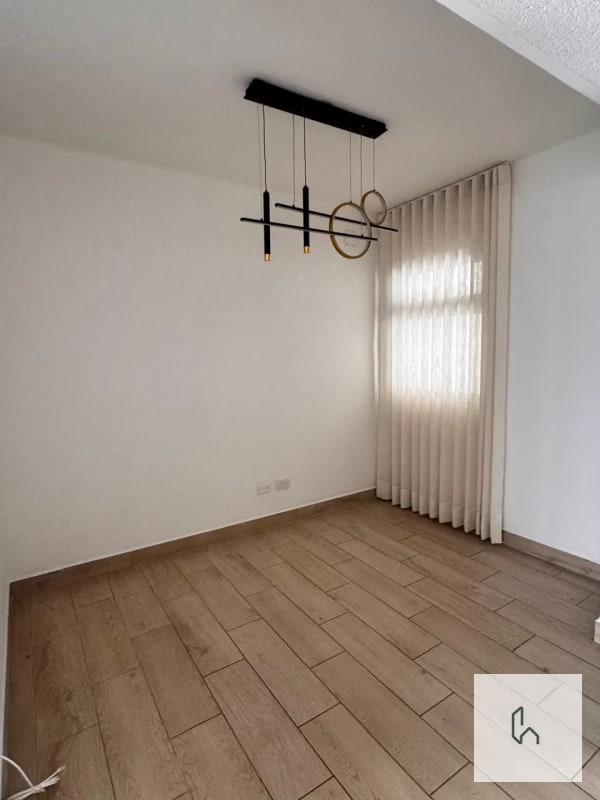 CASA EN VENTA EN ZONA 16 - 2