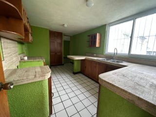 VENTA CASA DE UN NIVEL EN ZONA 13, FINAL AVE HINCAPIE — Casa en Venta en Zona 13, Guatemala, Ciudad — miniatura 7 de 17