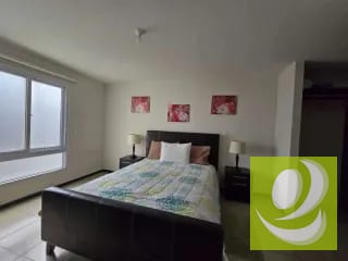 APARTAMENTO AMUEBLADO EN VENTA EN ZONA 7 DE MIXCO PARQUE 7 — Apartamento en Venta en Zona 7 Mixco, Guatemala, Ciudad — miniatura 3 de 9