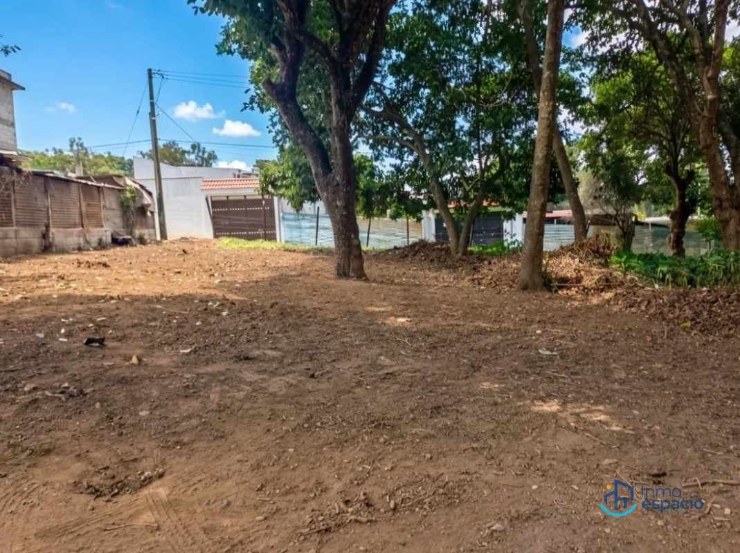 Terreno en venta en San Lucas Sacatepéquez - 3