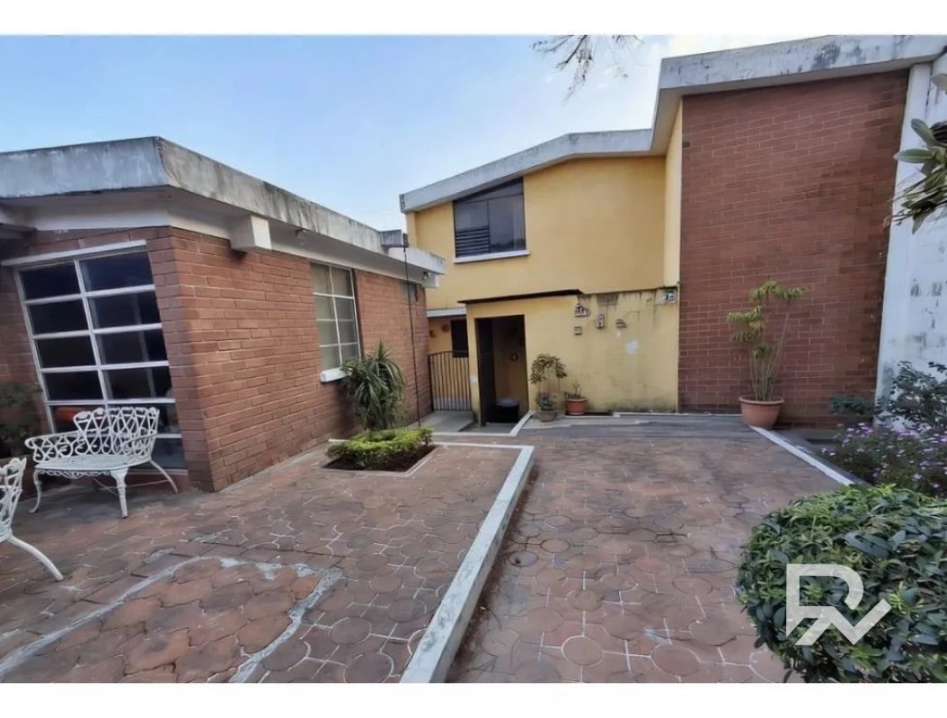 Oportunidad única para desarrollo en Zona 12 – Sector La Colina 21 X 41.60 (BODEGA) - 6