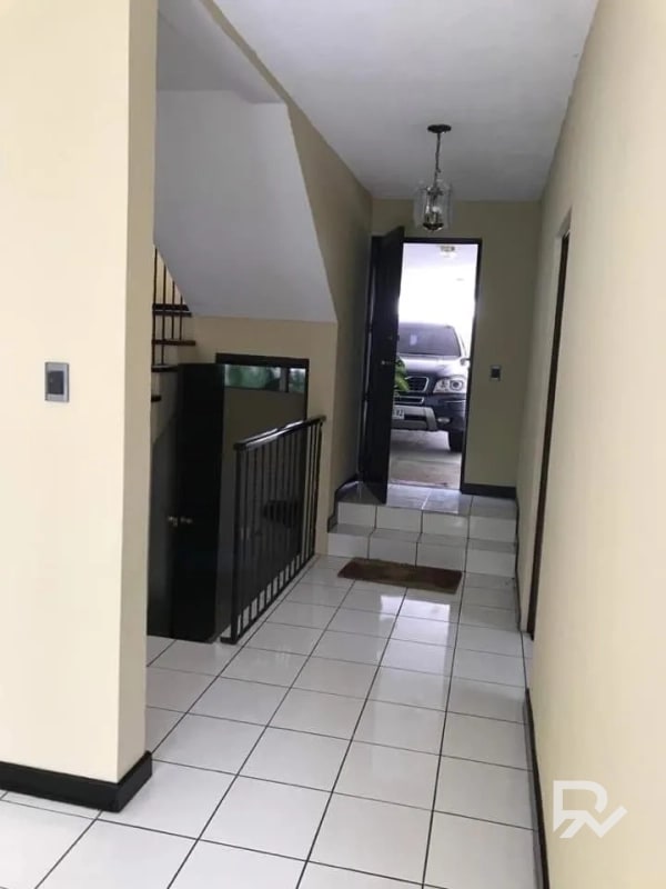 ·En Exclusiva· Casa en venta en Santa Amelia 2, zona 16 - 10