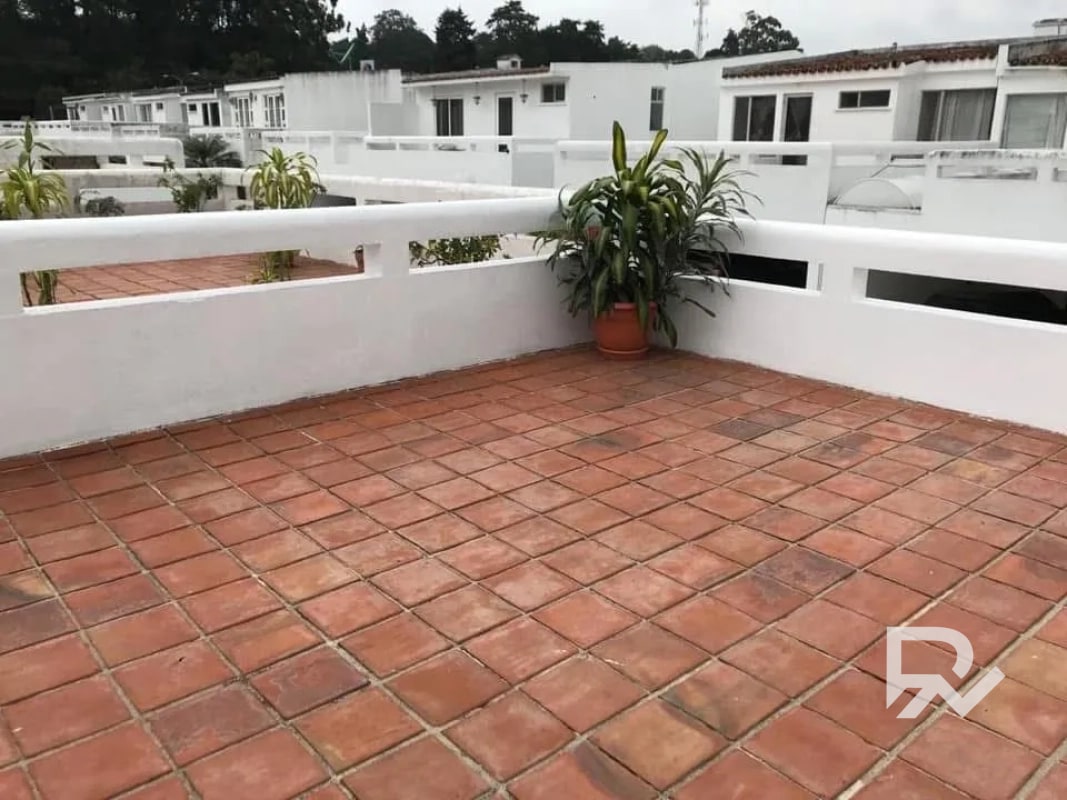 ·En Exclusiva· Casa en venta en Santa Amelia 2, zona 16 - 9