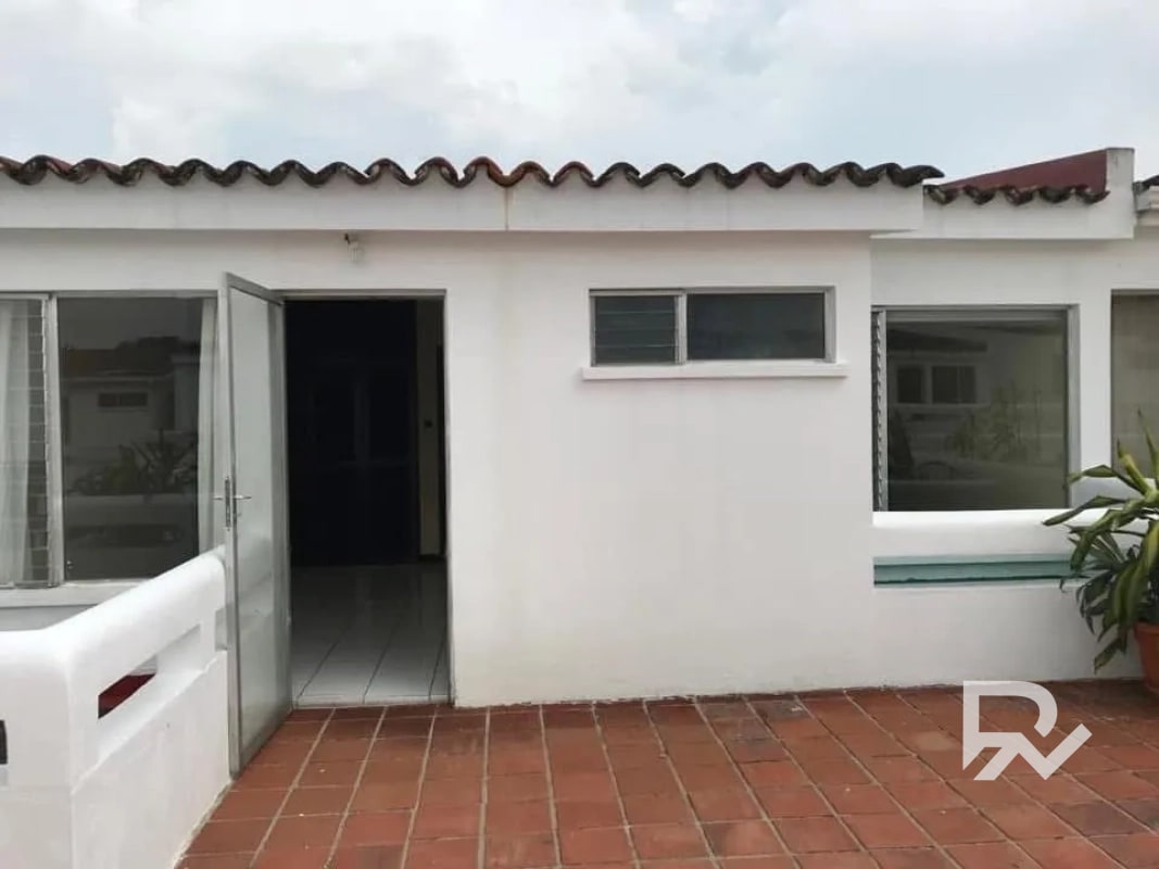 ·En Exclusiva· Casa en venta en Santa Amelia 2, zona 16 - 4