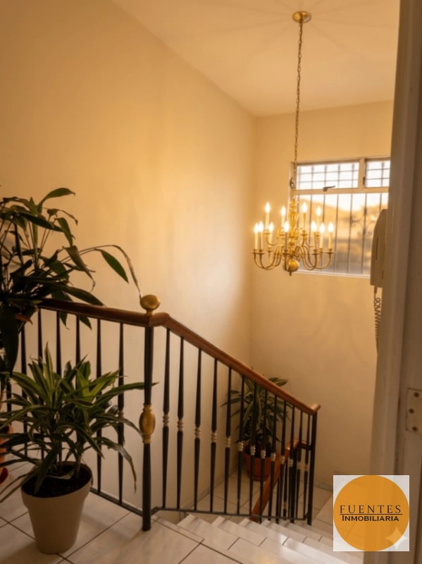 CASA EN VENTA ZONA 15 - 2