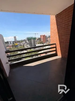 Venta de Apartamento en Edificio Torre del Valle zona 10 cerca de CC La Estación — Apartamento en Venta en Zona 14, Guatemala, Ciudad — miniatura 2 de 13
