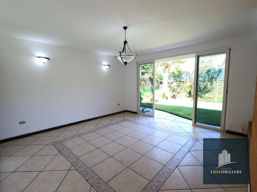 Casa en venta en Residenciales San Antonio km 16.5 Carretera a el Salvador - 9