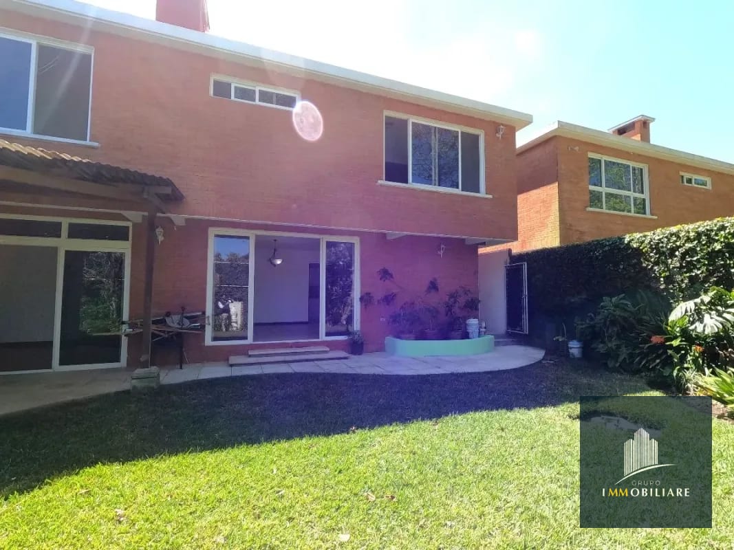 Casa en venta en Residenciales San Antonio km 16.5 Carretera a el Salvador — Casa en Venta en San Antonio, Carretera a El Salvador, Guatemala, Ciudad — foto 3 de 16