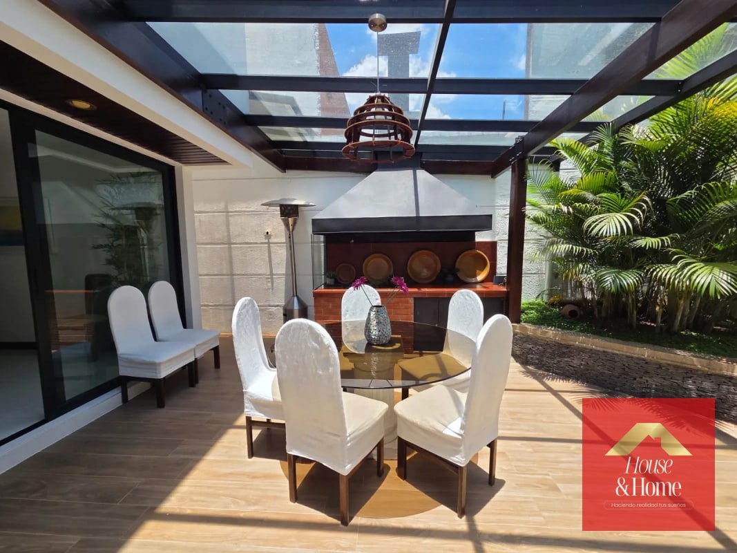 Casa en venta zona 15  con piscina - 12