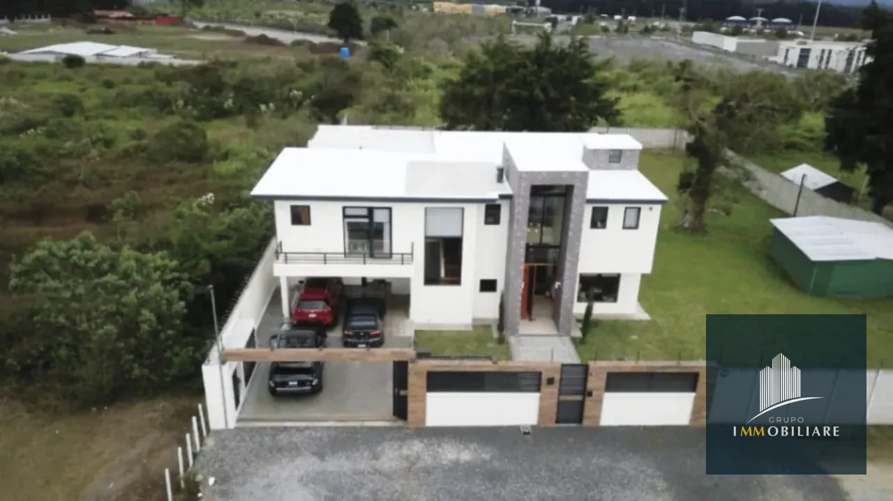 Casa en venta residenciales Villas de San Nicolas CAES — Casa en Venta en Carretera a El Salvador, Guatemala, Ciudad — foto 3 de 17
