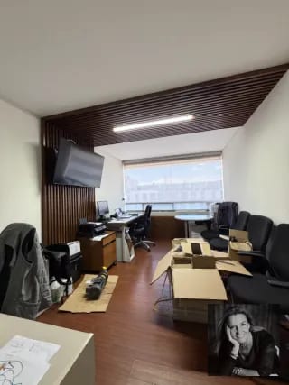 GEMINIS 10 - OFICINA EN RENTA – ZONA 10 (FRENTE A AVIA) — Oficina en Alquiler en Géminis 10, Zona 10, Guatemala, Ciudad — miniatura 10 de 16