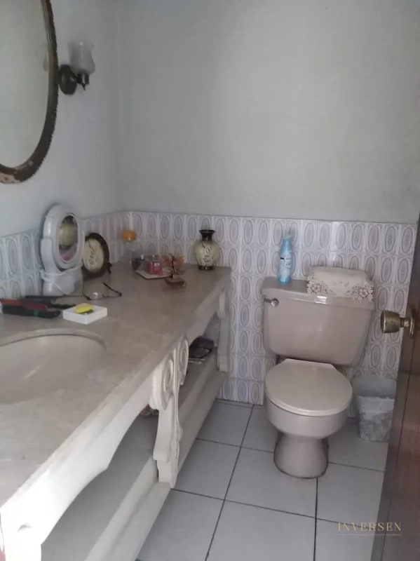 Casa de un nivel en renta ubicada en zona 1 - 2