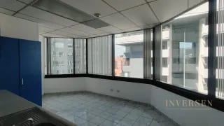 Oficina en renta ubicada en zona 10 — Oficina en Alquiler en Zona 10, Guatemala, Ciudad — miniatura 1 de 11