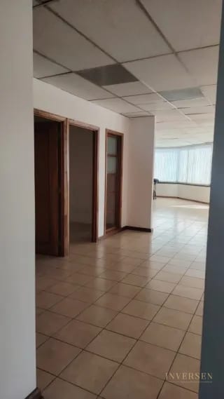 Oficina en renta ubicada en zona 10 — Oficina en Alquiler en Zona 10, Guatemala, Ciudad — miniatura 7 de 11