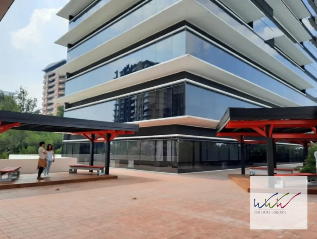 Rento oficina de 91m2 Edificio Design Center, zona 10 - 2