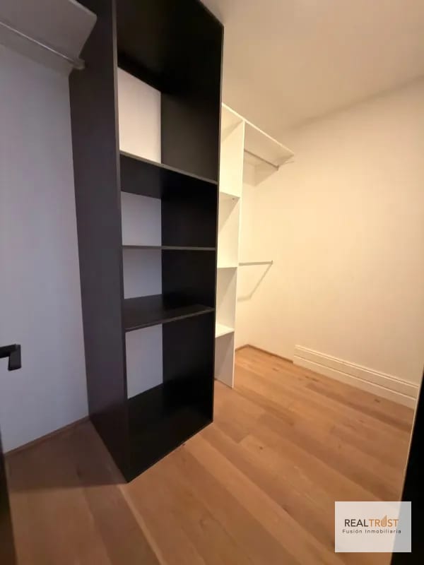 Apartamento en renta CENTRICO zona 5 — Apartamento en Alquiler en Zona 5, Guatemala, Ciudad — foto 2 de 6