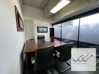 Vendo/rento oficina de 67m2 en edificio Design Center, zona 10 — Oficina en Venta en Design Center, Zona 10, Guatemala, Ciudad — miniatura 2 de 7